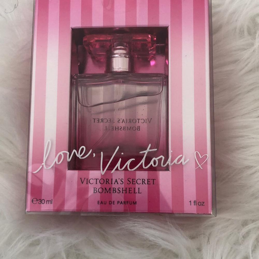 Victoria’s Secret Bombshell perfume